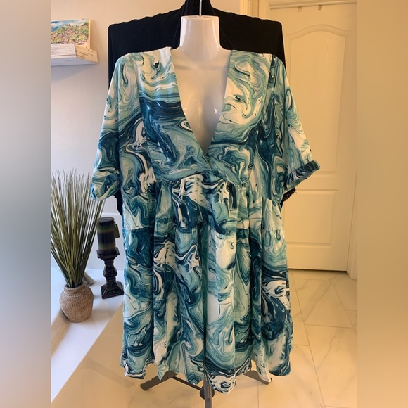 Boho Print Deep V-Neck Back Tie Mini Dress Size M - Picture 5 of 10